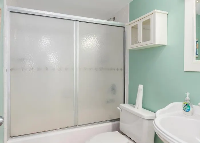 3 Bedroom Ocean Front In Highly Desired Quay Ocean Stadt