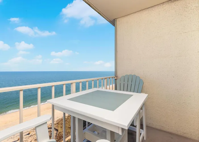 3 Bedroom Ocean Front In Highly Desired Quay Ocean Stadt
